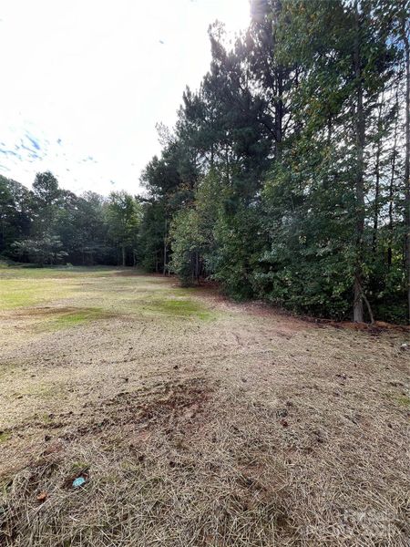 Image 21 of a home in . Image 21 of a home in .