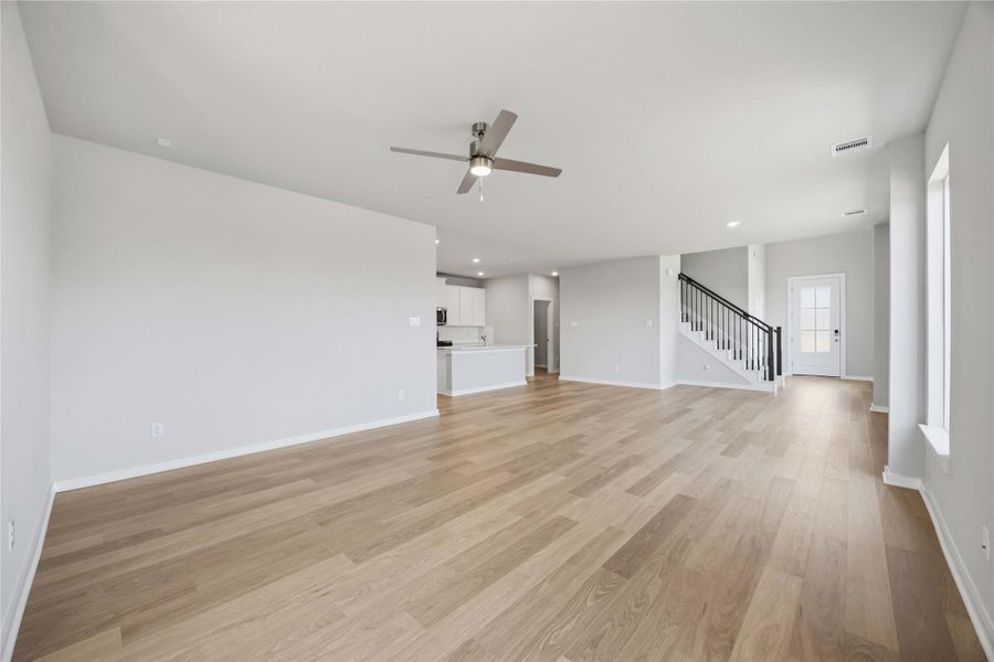 Spacious, unfurnished interior of a new home in Emberly  45', Beasley (Image 29).