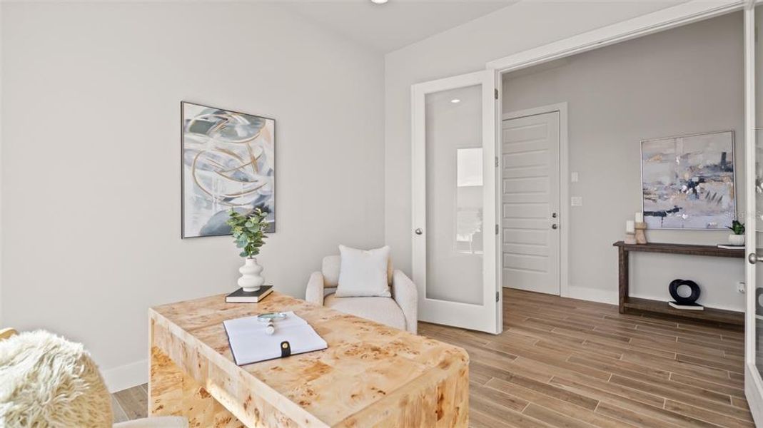 Furnished interior view inside a new home in Mandarin Grove, Palmetto (Image 6).