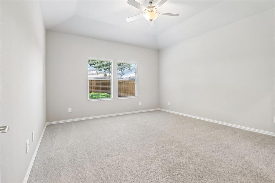 Photo is not of the actual home, but is an inspirational photo of builder’s model home and may depict options, furnishings, and/or decorator features that are not included.