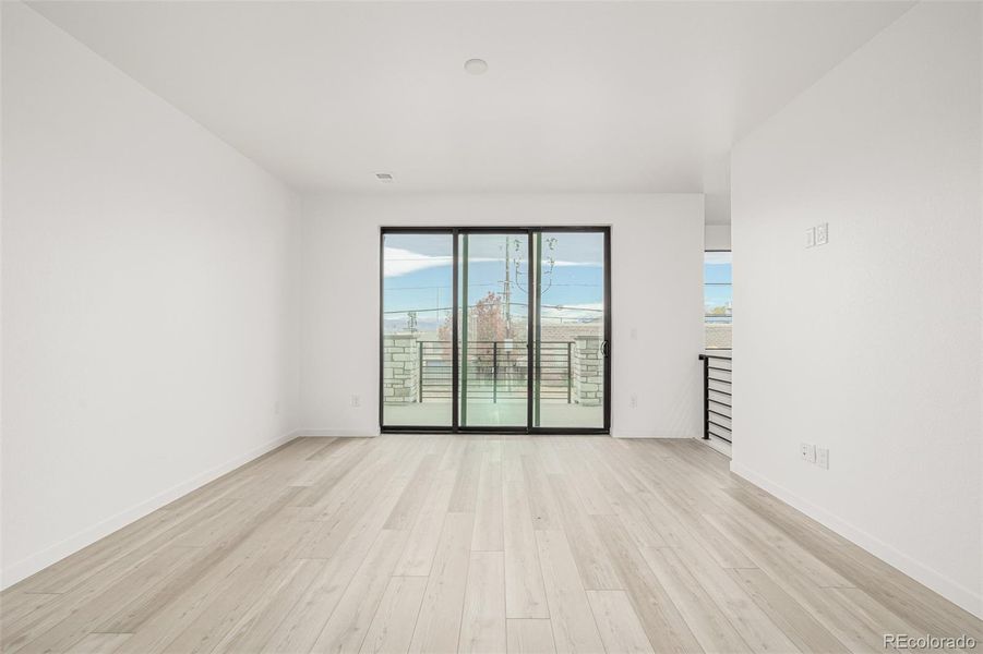 Spacious, unfurnished interior of a new home in , Denver (Image 36).