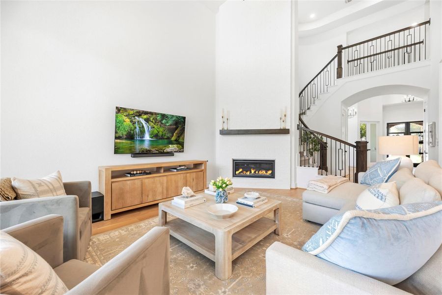 Furnished interior view inside a new home in Sienna, Missouri City (Image 12).