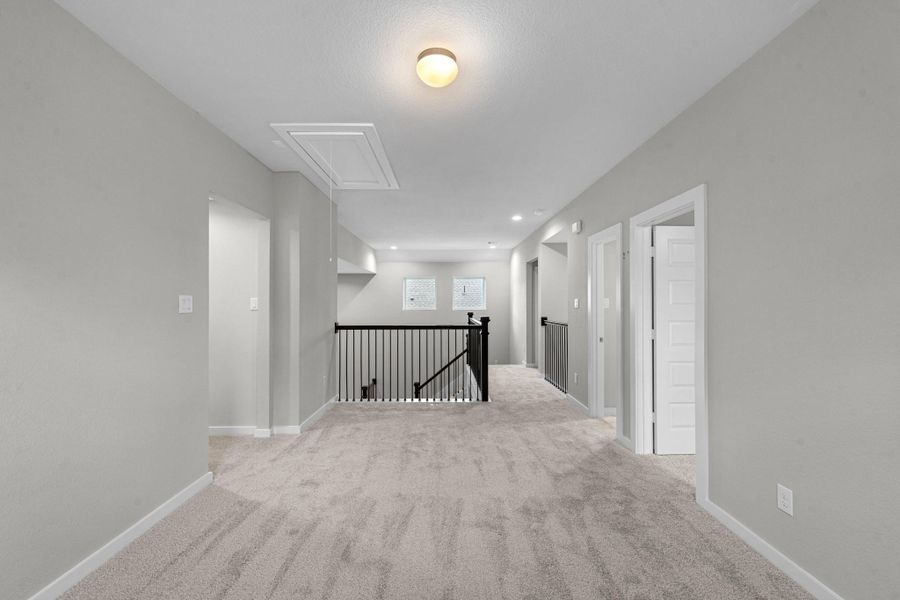 Spacious, unfurnished interior of a new home in Barton Creek Ranch, Conroe (Image 17). Spacious, unfurnished interior of a new home in Barton Creek Ranch, Conroe (Image 17).
