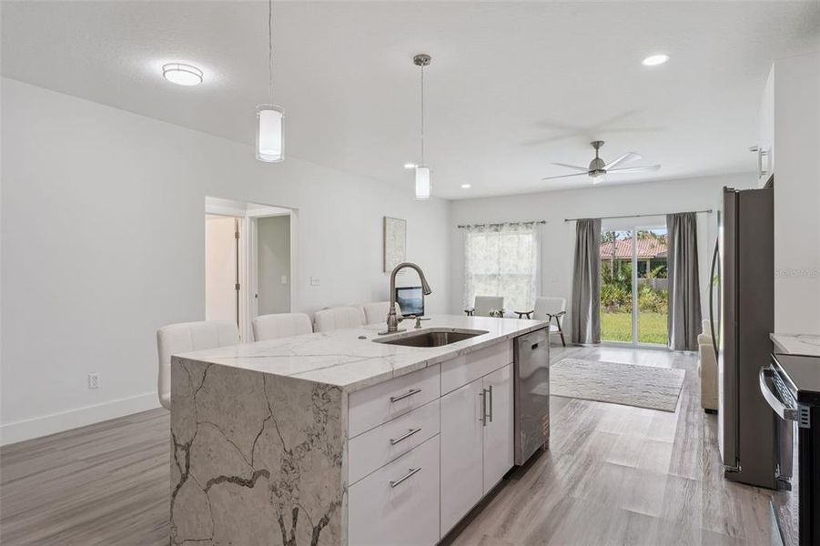 Furnished interior view inside a new home in , Orlando (Image 10).