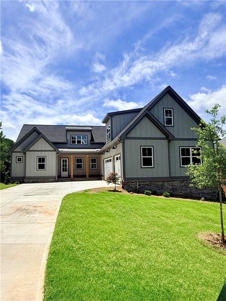 Front exterior of a new home in , Jefferson, GA, highlighting curb appeal (Image 29). Front exterior of a new home in , Jefferson, GA, highlighting curb appeal (Image 29).