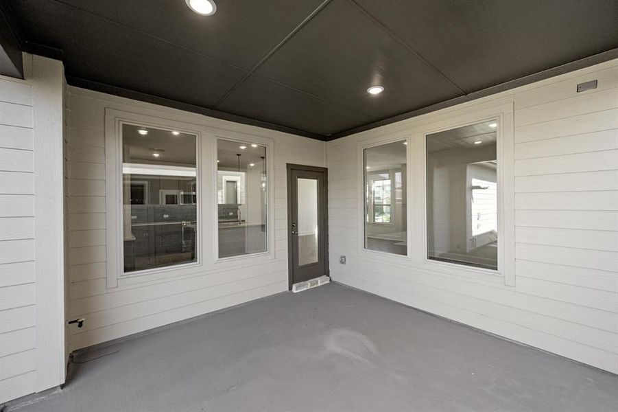 1421 Laurel-  Back-1