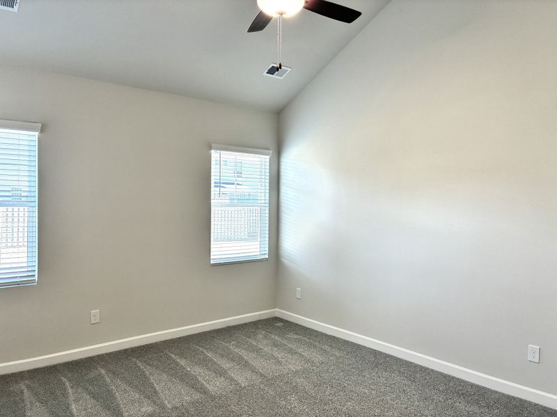 Spacious, unfurnished interior of a new home in Miller Park, Greenville (Image 16).