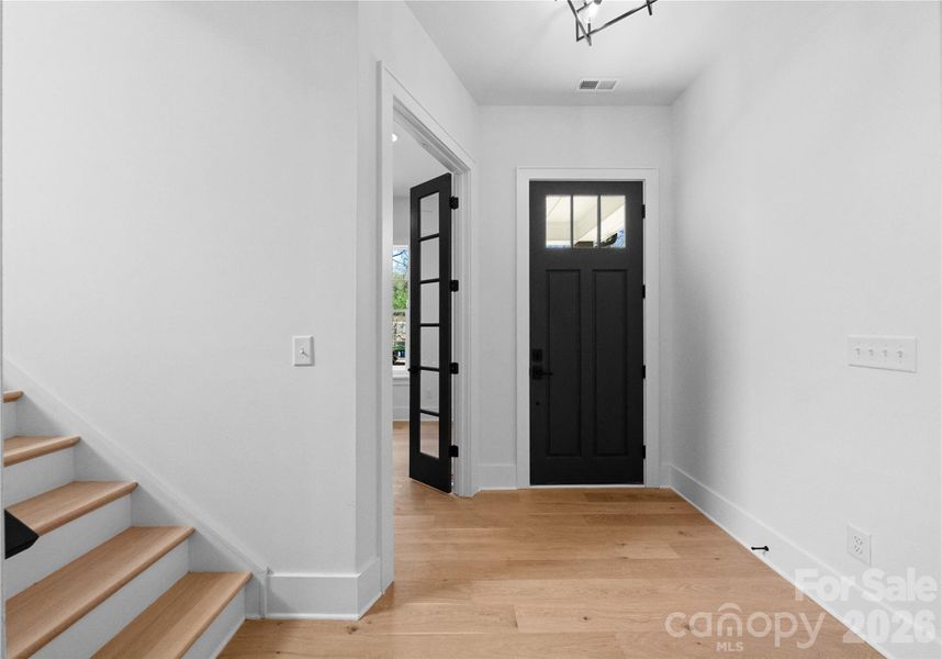 Spacious, unfurnished interior of a new home in , Charlotte (Image 20).