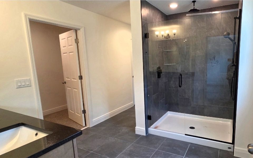 Luxurious Primary Bathroom in Central Florida Home