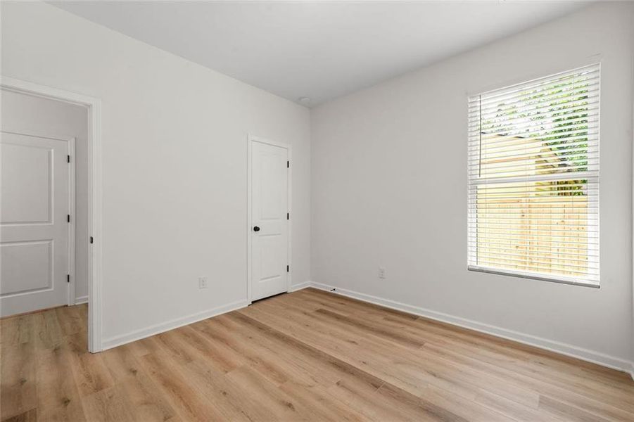 Spacious, unfurnished interior of a new home in , Atlanta (Image 29).