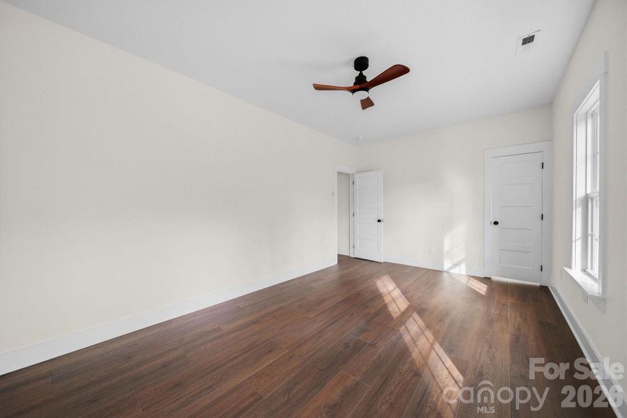 Spacious, unfurnished interior of a new home in , Lincolnton (Image 22). Spacious, unfurnished interior of a new home in , Lincolnton (Image 22).