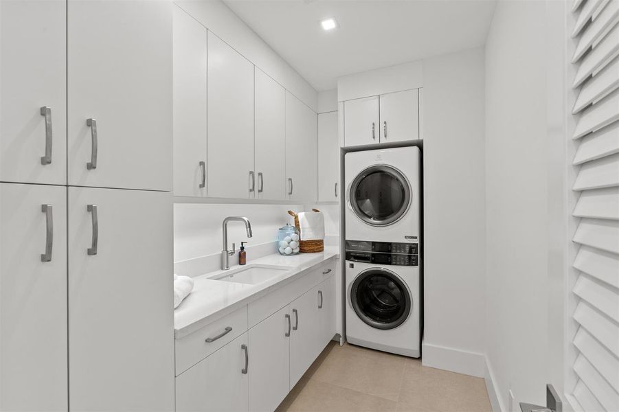 LAUNDRY_DT