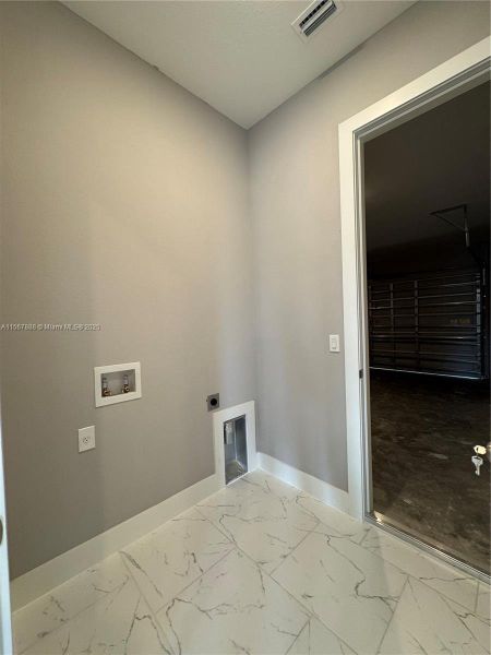 Image 22 of a home in .