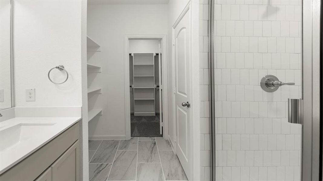 20. 2504 Yo Ranch - Bath 20. 2504 Yo Ranch - Bath