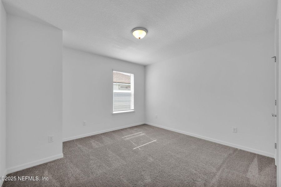 Spacious, unfurnished interior of a new home in Wells Landing, Jacksonville (Image 24).