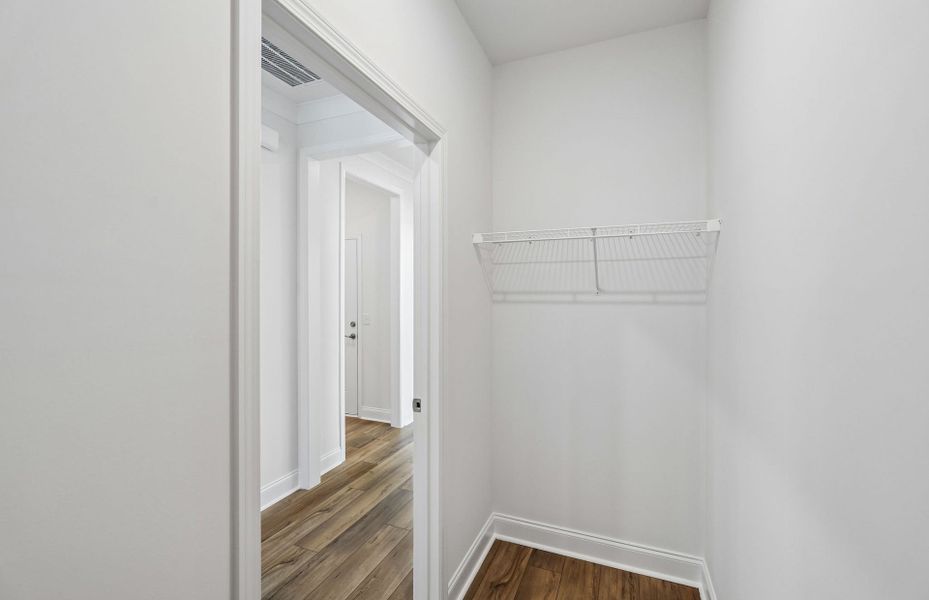 Spacious, unfurnished interior of a new home in Del Webb Southern Harmony, Murfreesboro (Image 35).