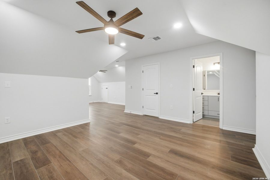 Spacious, unfurnished interior of a new home in , San Antonio (Image 31). Spacious, unfurnished interior of a new home in , San Antonio (Image 31).