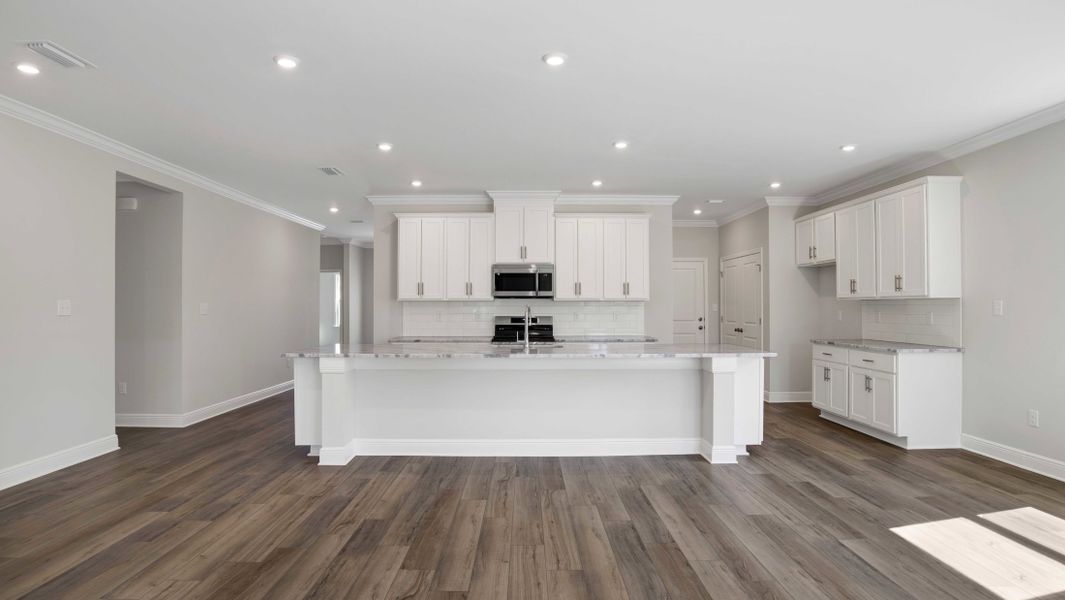 Representative furnished interior of a home built from the Drexel by Maronda Homes in Bellview Pointe, Bellview (Image 5).