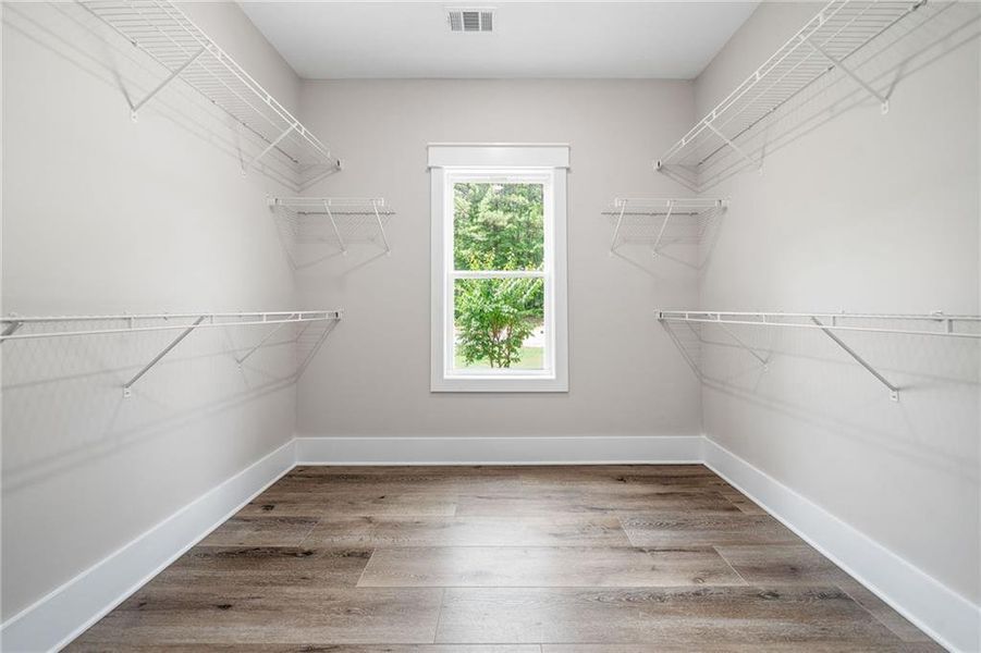 Image 35 of a home in .