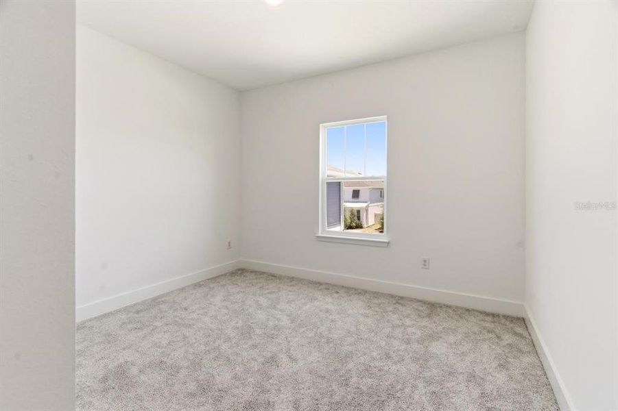 Spacious, unfurnished interior of a new home in , Winter Garden (Image 46).