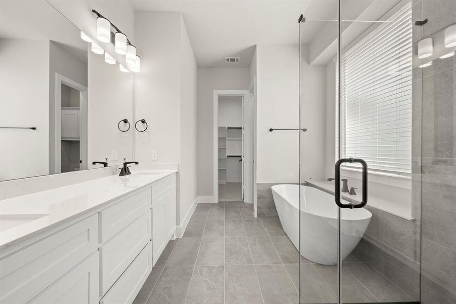 2306 Flock-Primary Suite (4)