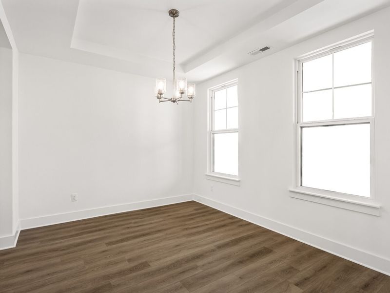 Spacious, unfurnished interior of a new home in Benders Cove, Mount Juliet (Image 20).