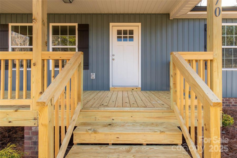Exterior details and patio area of a home in , Rock Hill (Image 18).