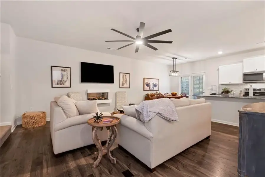 Furnished interior view inside a new home in , Dahlonega (Image 10).