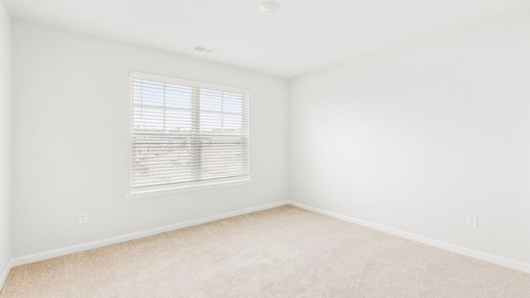 Spacious, unfurnished interior of a new home in Rivers Reach, Yemassee (Image 19).