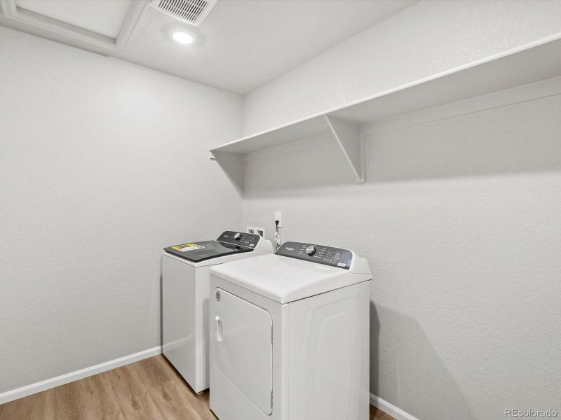 Furnished interior view inside a new home in Ridgeline Vista: The Flora Collection, Brighton (Image 14). Furnished interior view inside a new home in Ridgeline Vista: The Flora Collection, Brighton (Image 14).