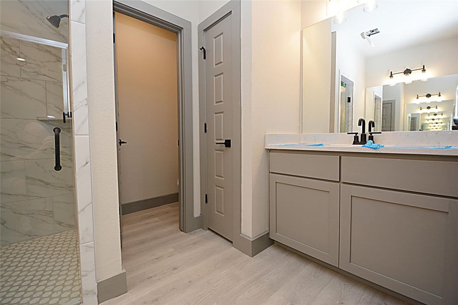 Image 13 of a home in .