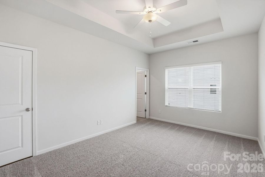 Spacious, unfurnished interior of a new home in Sloan Station, Charlotte (Image 27). Spacious, unfurnished interior of a new home in Sloan Station, Charlotte (Image 27).