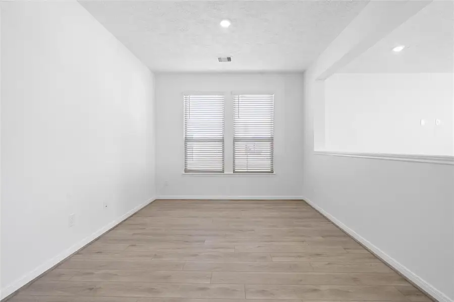 The Flex Room offers a versatile space that seamlessly expands your living options—perfect for a home office, playroom, media space, or whatever suits your lifestyle.