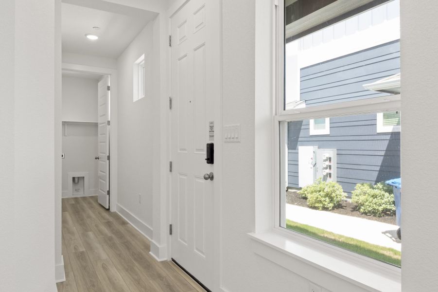 Spacious, unfurnished interior of a new home in Center 45, Round Rock (Image 13).