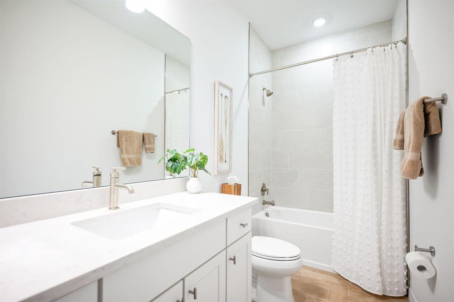 20-web-or-mls-2387-rollingwood-ct