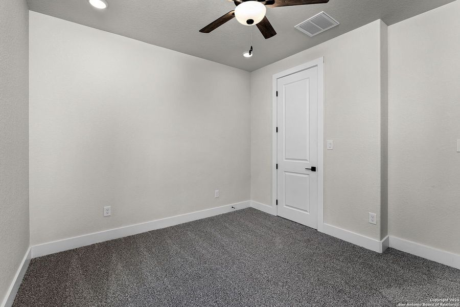 Spacious, unfurnished interior of a new home in , Spring Branch (Image 19).