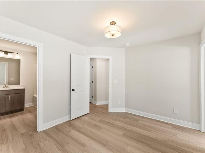 Spacious, unfurnished interior of a new home in The Village at Shallowford, Kennesaw (Image 18). Spacious, unfurnished interior of a new home in The Village at Shallowford, Kennesaw (Image 18).