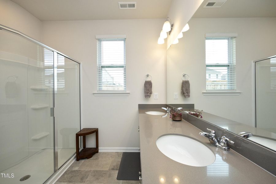 22PrimaryBath 22PrimaryBath