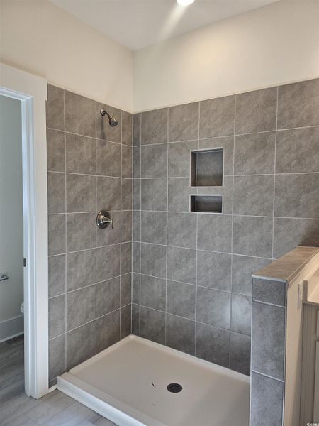 Image 19 of a home in Grissett Landing.