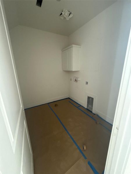 Spacious, unfurnished interior of a new home in Parkside on the River 60', Georgetown (Image 19).