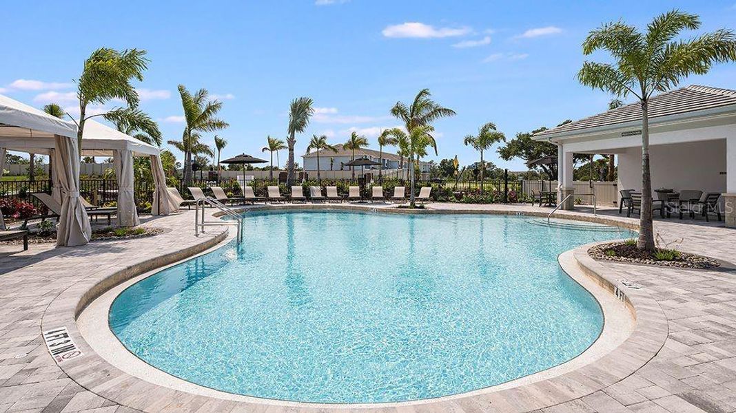 Community amenities in Vinterra Townhomes, Nokomis (Image 26).