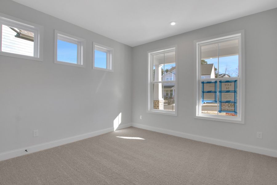 Spacious, unfurnished interior of a new home in Hillside Manor, Powder Springs (Image 21).