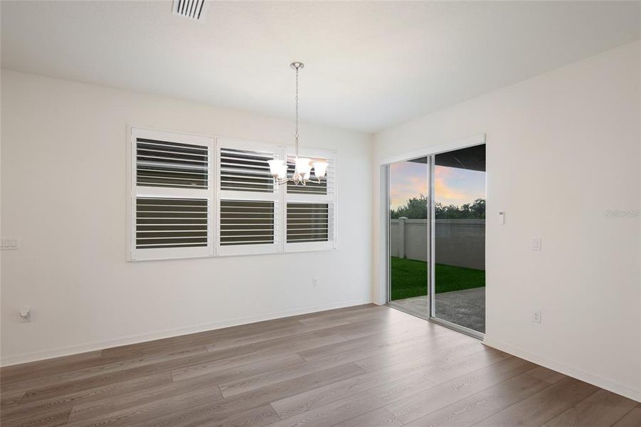 Spacious, unfurnished interior of a new home in Heron Bay, Palmetto (Image 42). Spacious, unfurnished interior of a new home in Heron Bay, Palmetto (Image 42).
