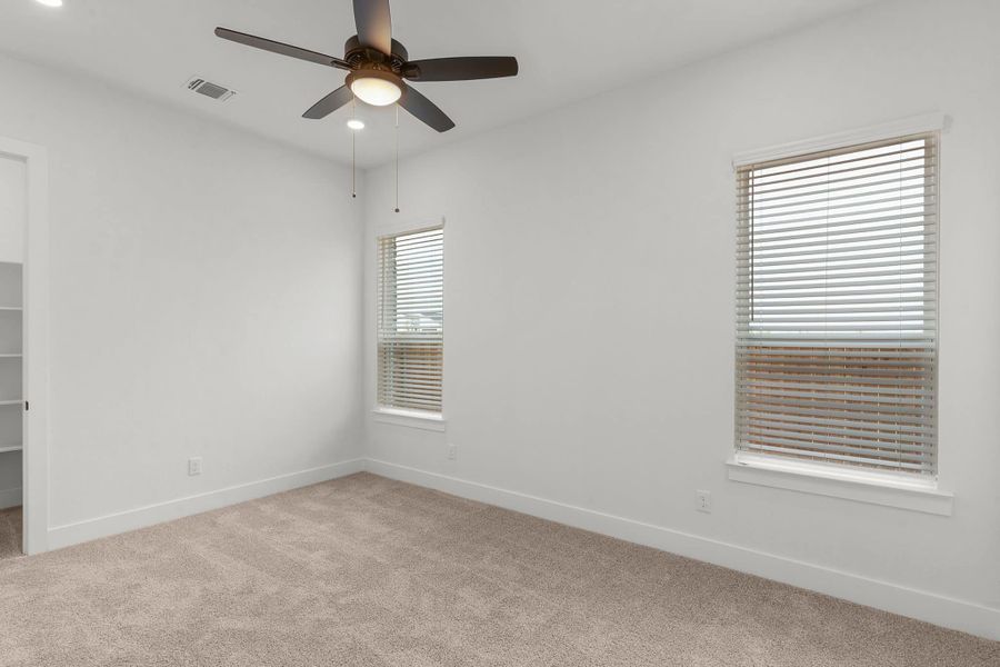 Spacious, unfurnished interior of a new home in The Grove at Blackhawk, Pflugerville (Image 15).