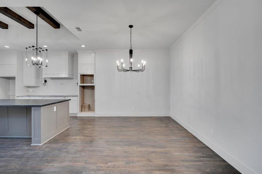 Spacious, unfurnished interior of a new home in , Midlothian (Image 14).