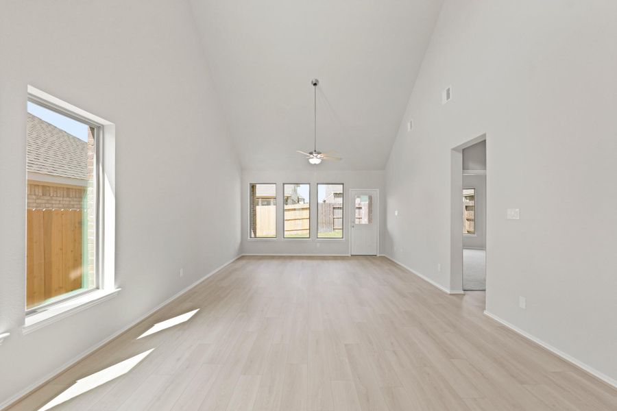 Spacious, unfurnished interior of a new home in The Trails, New Caney (Image 31). Spacious, unfurnished interior of a new home in The Trails, New Caney (Image 31).