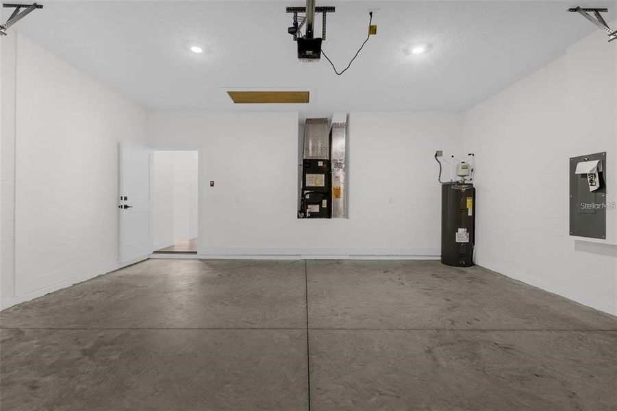 Spacious, unfurnished interior of a new home in , Citrus Springs (Image 15). Spacious, unfurnished interior of a new home in , Citrus Springs (Image 15).
