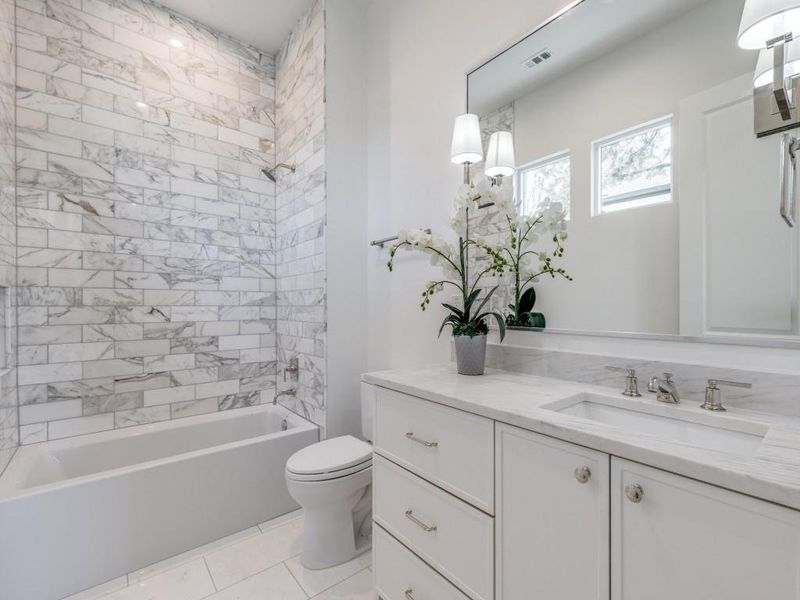 StudyBath/Additional Guest Bath