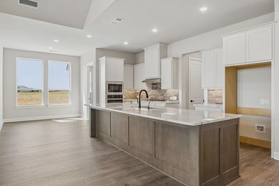 Furnished interior view inside a new home in Lakeview Heights, Azle (Image 7).