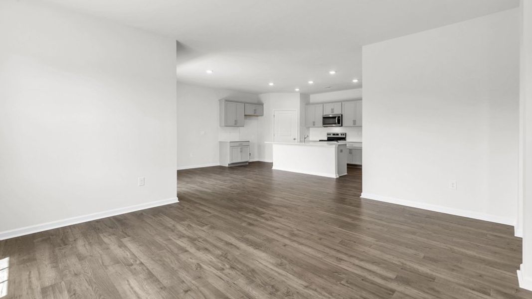 Spacious, unfurnished interior of a new home in Bryson Park, Lexington (Image 22).